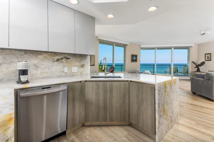 Kitchen with view to ocean