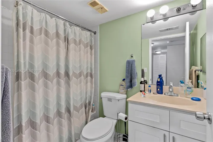 2nd bathroom