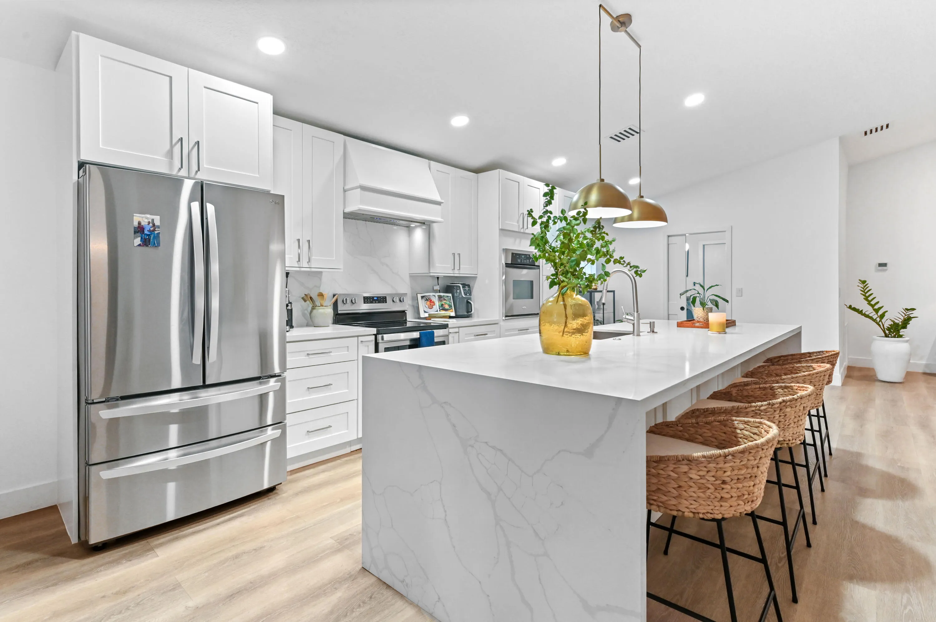 14 Diningroom 02