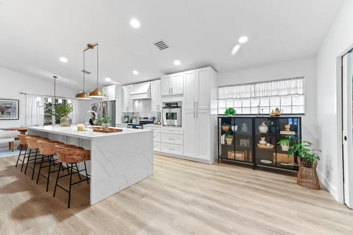 18 Kitchen 03