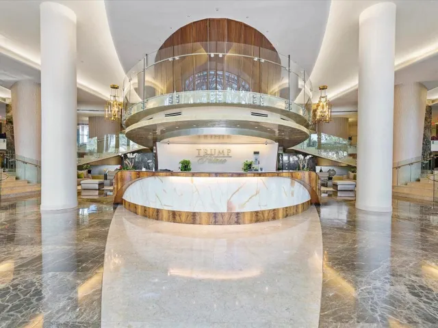 090-18101 Collins Ave #401_090
