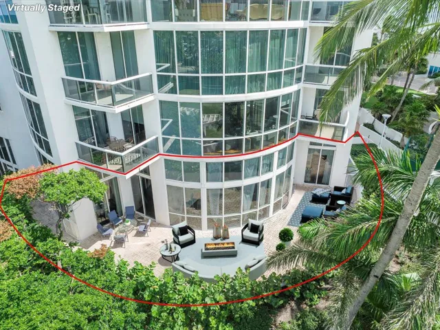 watermark_RF_18101_Collins_Ave_#401_012-