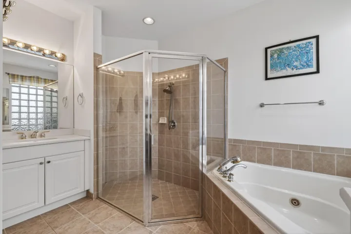 2205NewportIslesBlvd(32)