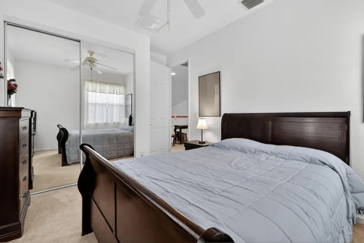 2205NewportIslesBlvd(43)