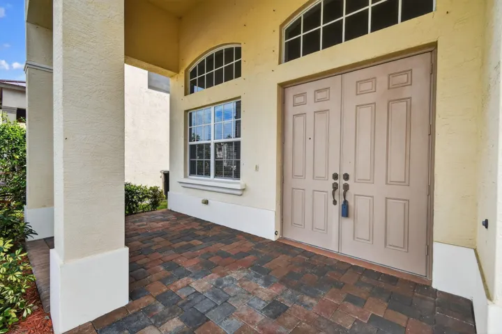 2205NewportIslesBlvd(5)