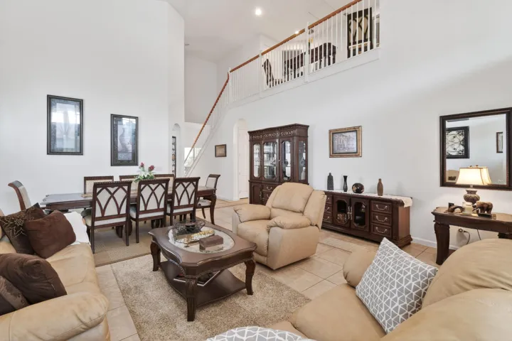 2205NewportIslesBlvd(8)
