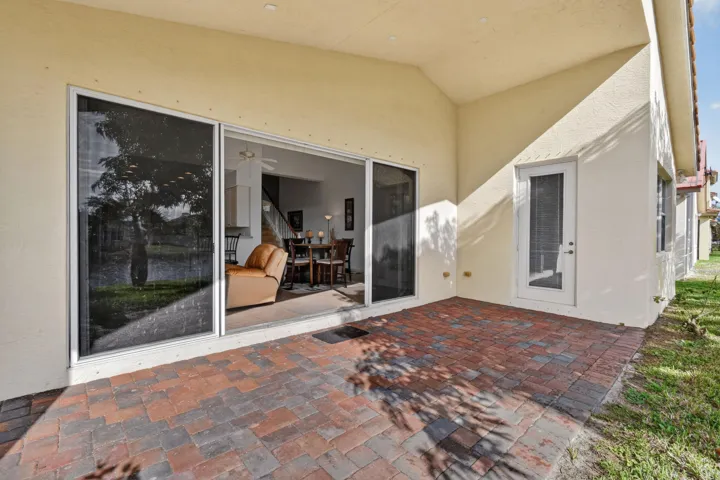 2205NewportIslesBlvd(54)