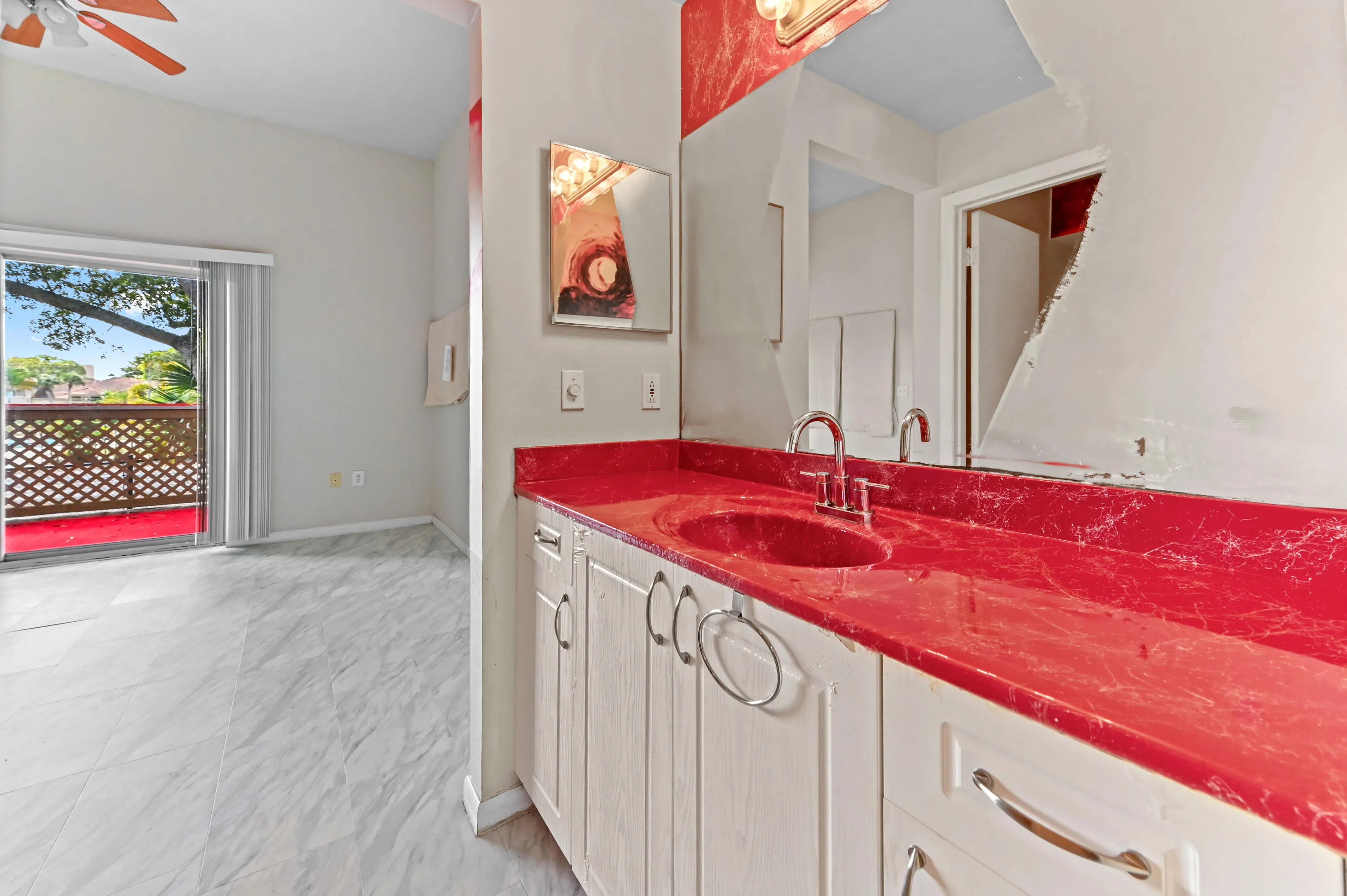 32 Bathroom 03