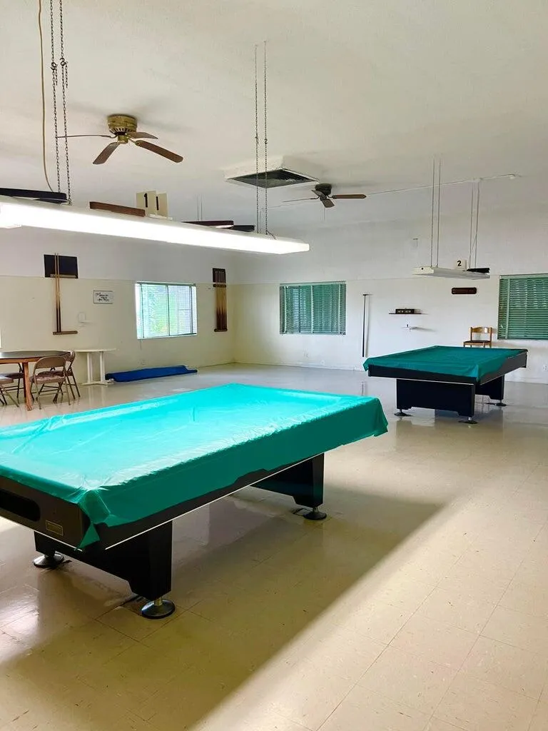 pool table