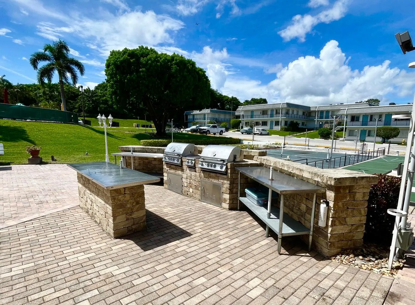 barbecue area