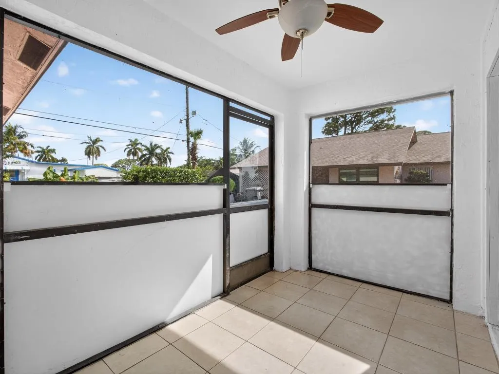 Screen Porch