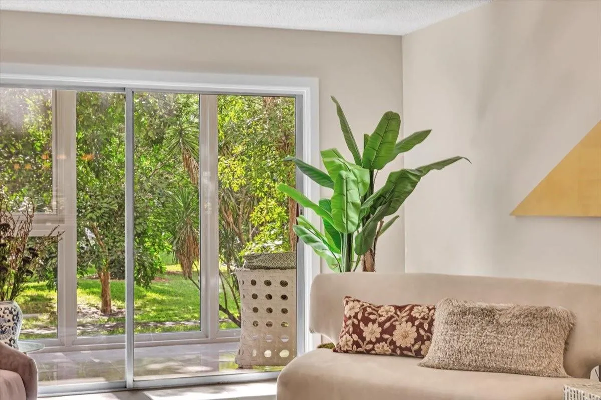 Impact windows