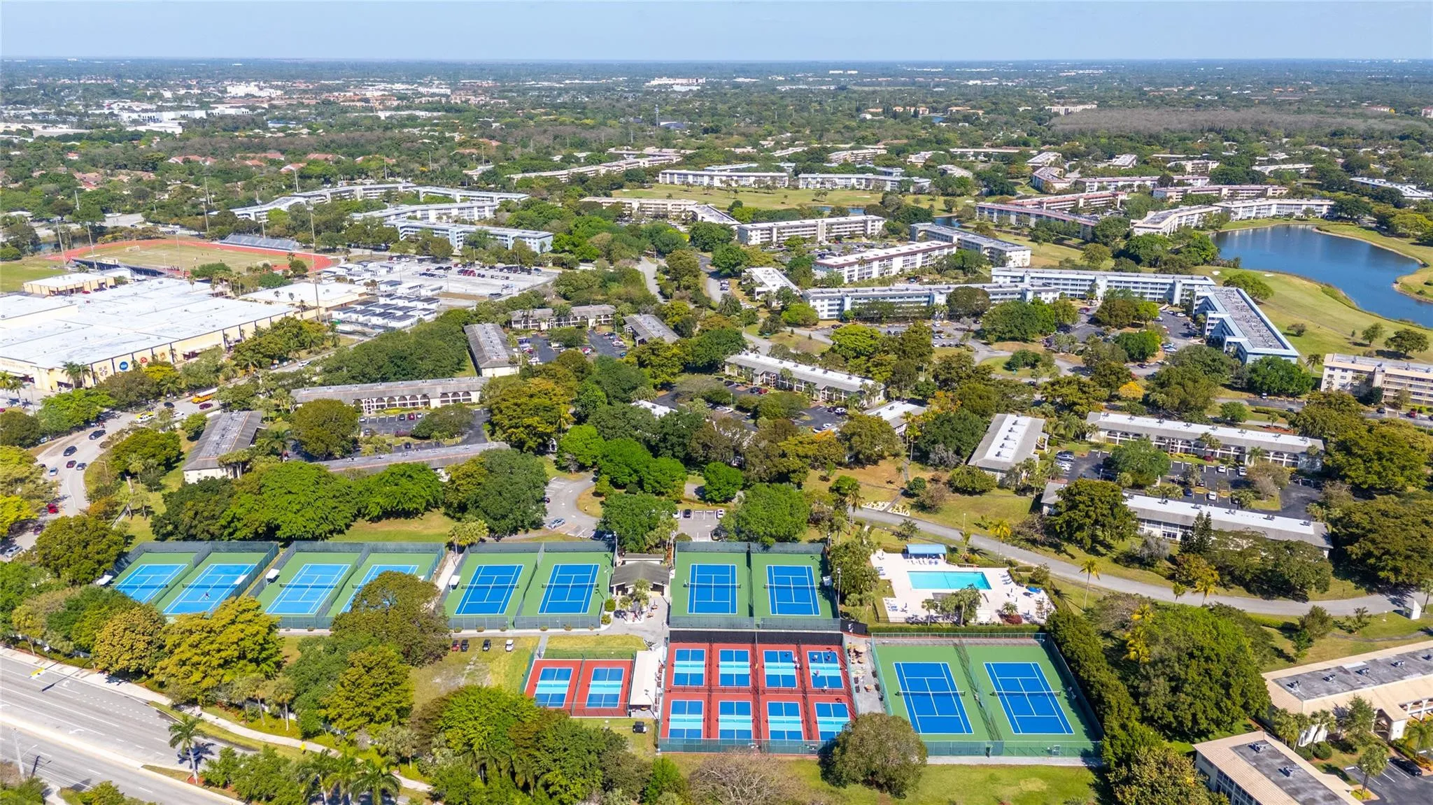 Pickleball and Tennis Courts