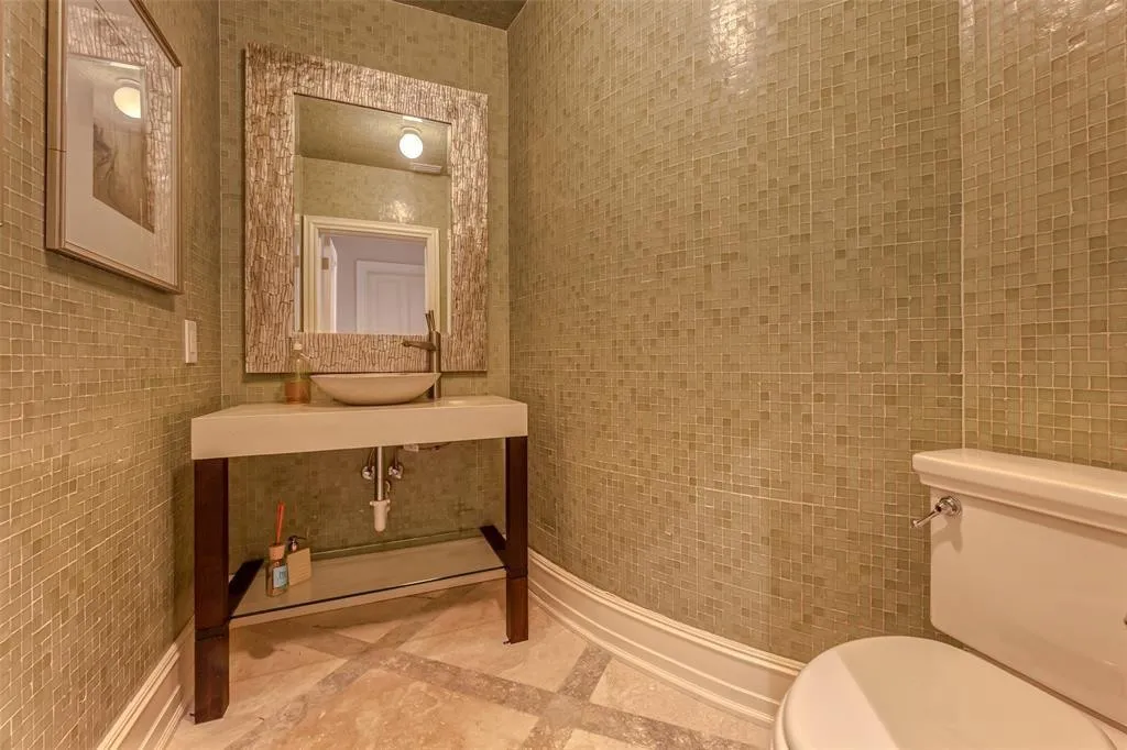 Property photo 63