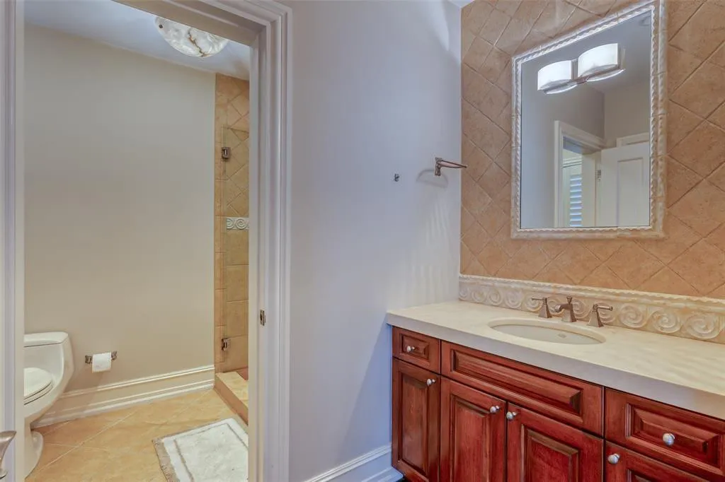 Property photo 70