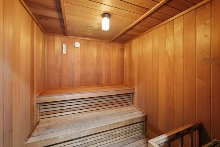 Health Club - Sauna