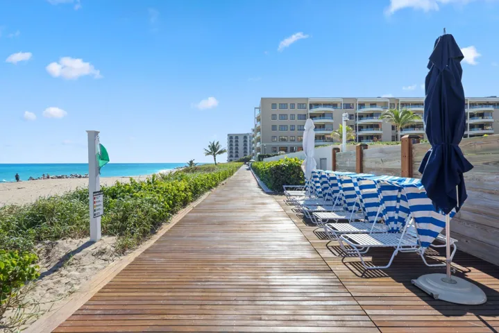 Private Deeded Beach Club - Breakers Row - Walk to the Breakers Hotel!