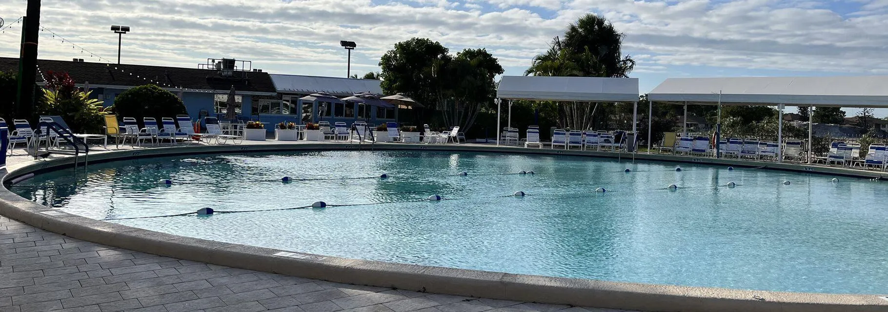 13893 outdoor pool 2