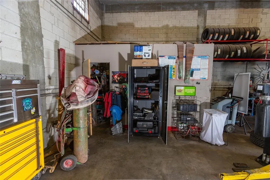 Property photo 23