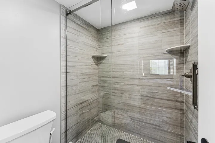 022-13369TouchstonePlace-B102-PalmBeachG