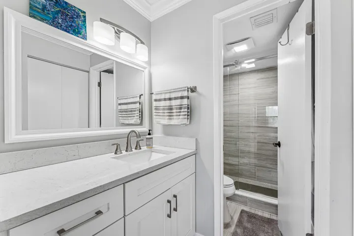 021-13369TouchstonePlace-B102-PalmBeachG
