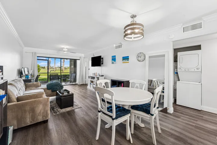 011-13369TouchstonePlace-B102-PalmBeachG