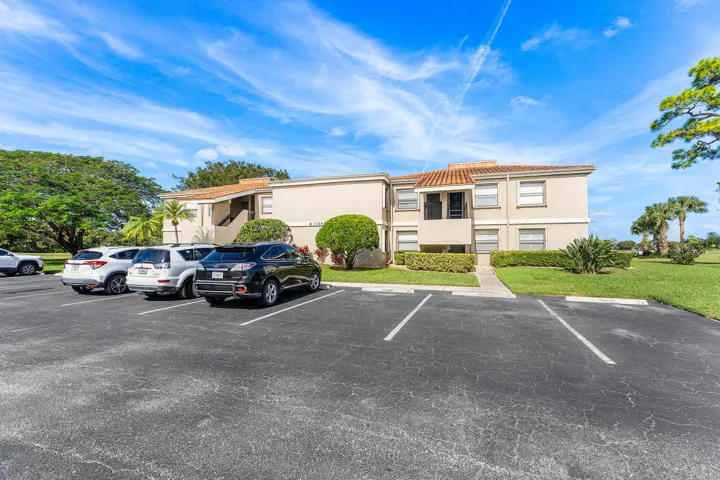 002-13369TouchstonePlace-B102-PalmBeachG