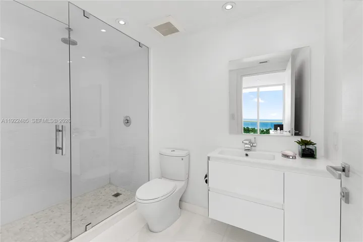 Remodeled 2nd Bathroom