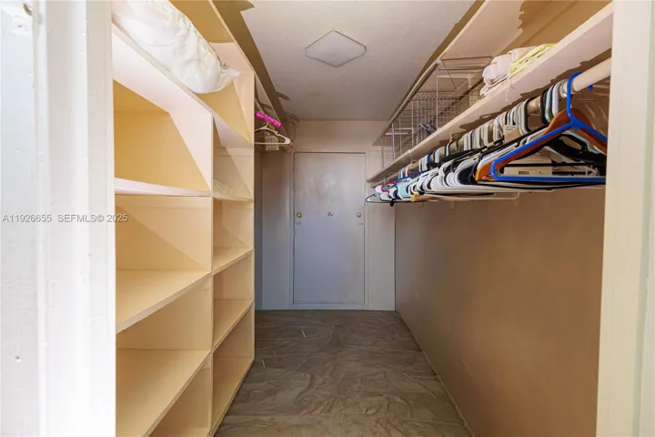 Main Bedroom Closet