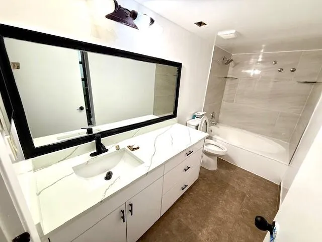 MASTER BATH C5