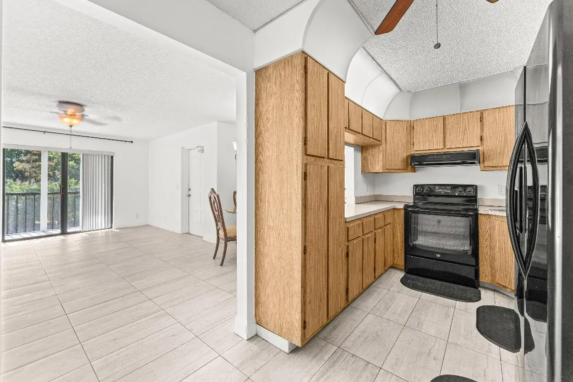 010-1117GreenPineBoulevard-D2-WestPalmBe