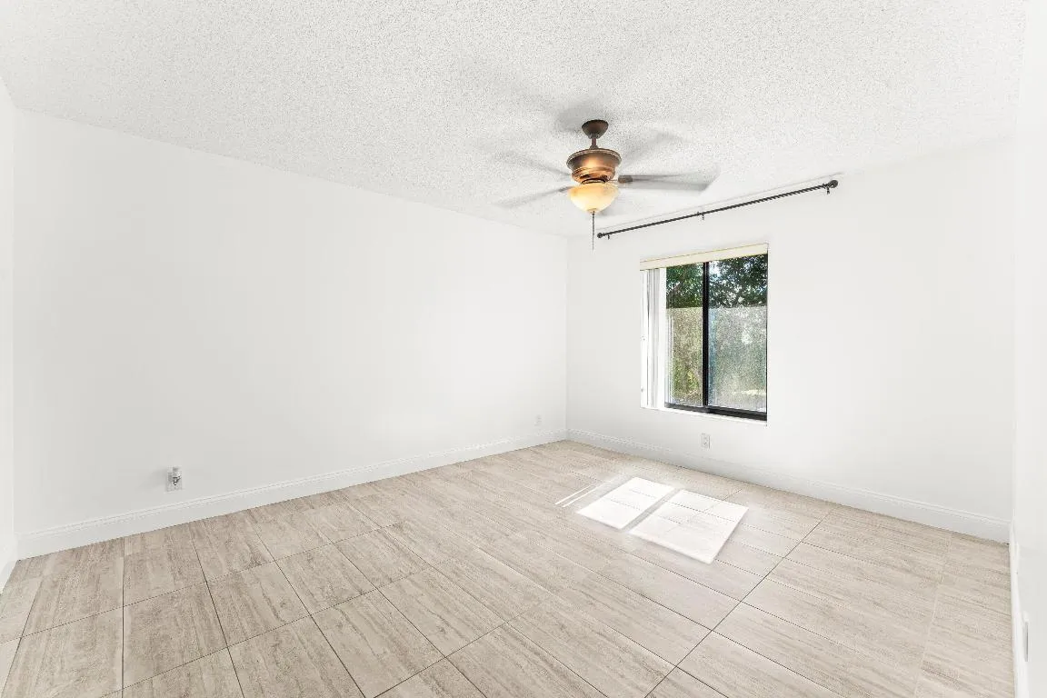 015-1117GreenPineBoulevard-D2-WestPalmBe