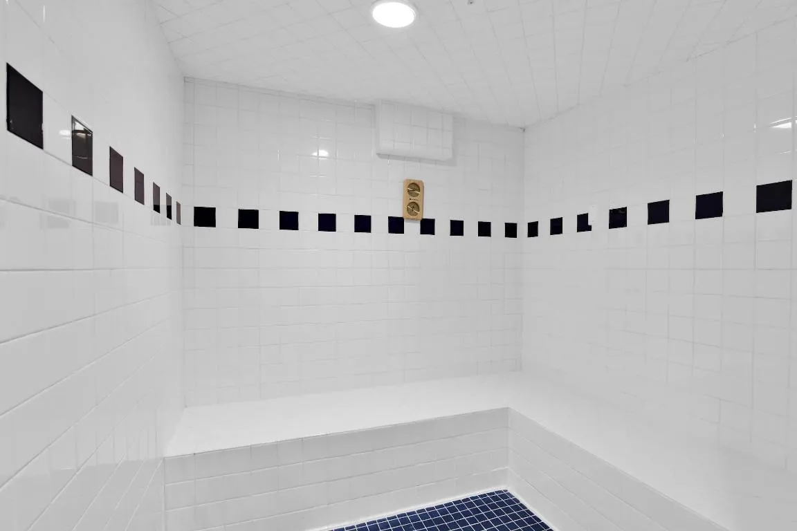 Steam Room