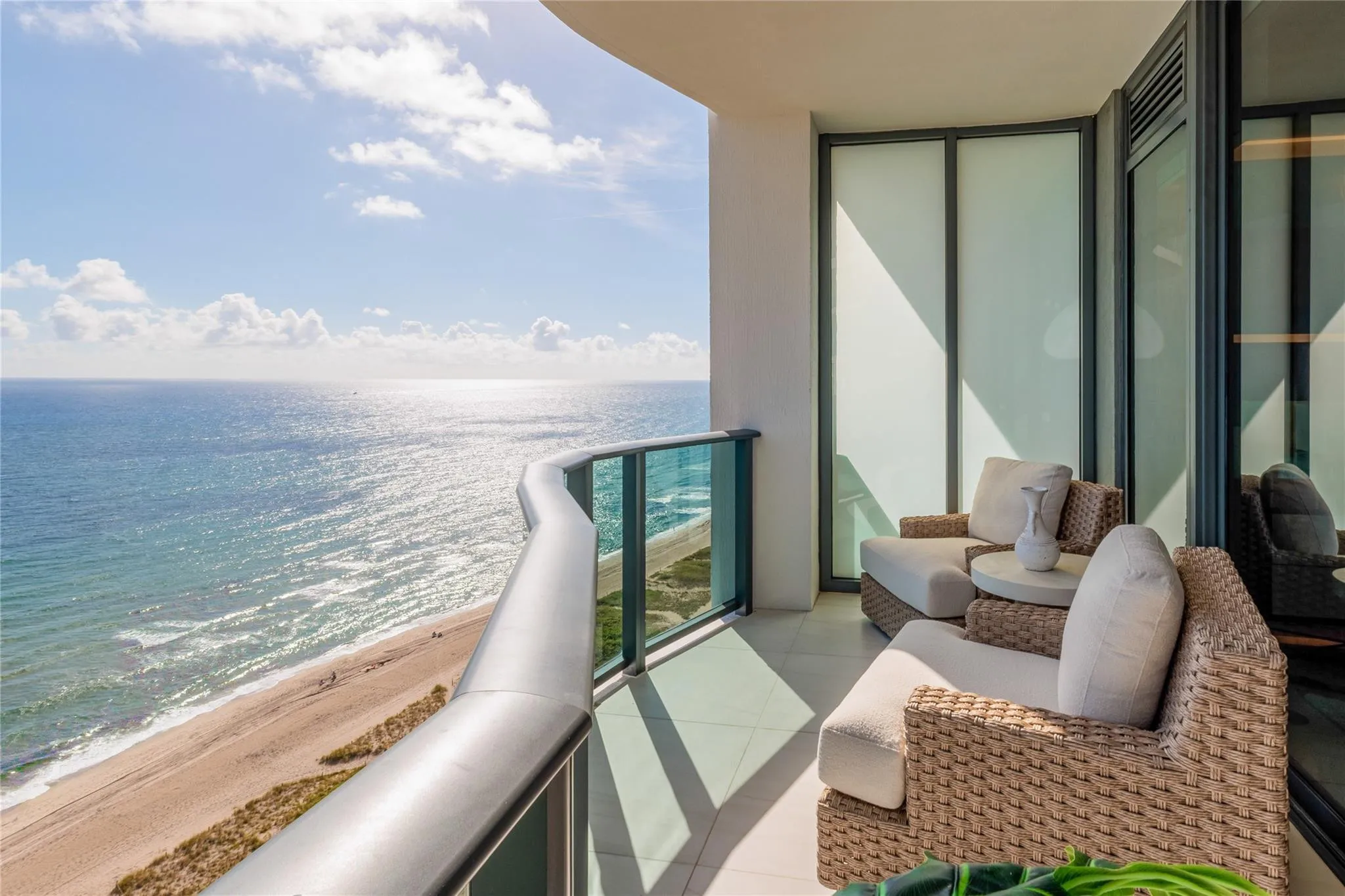 Direct Ocean Views