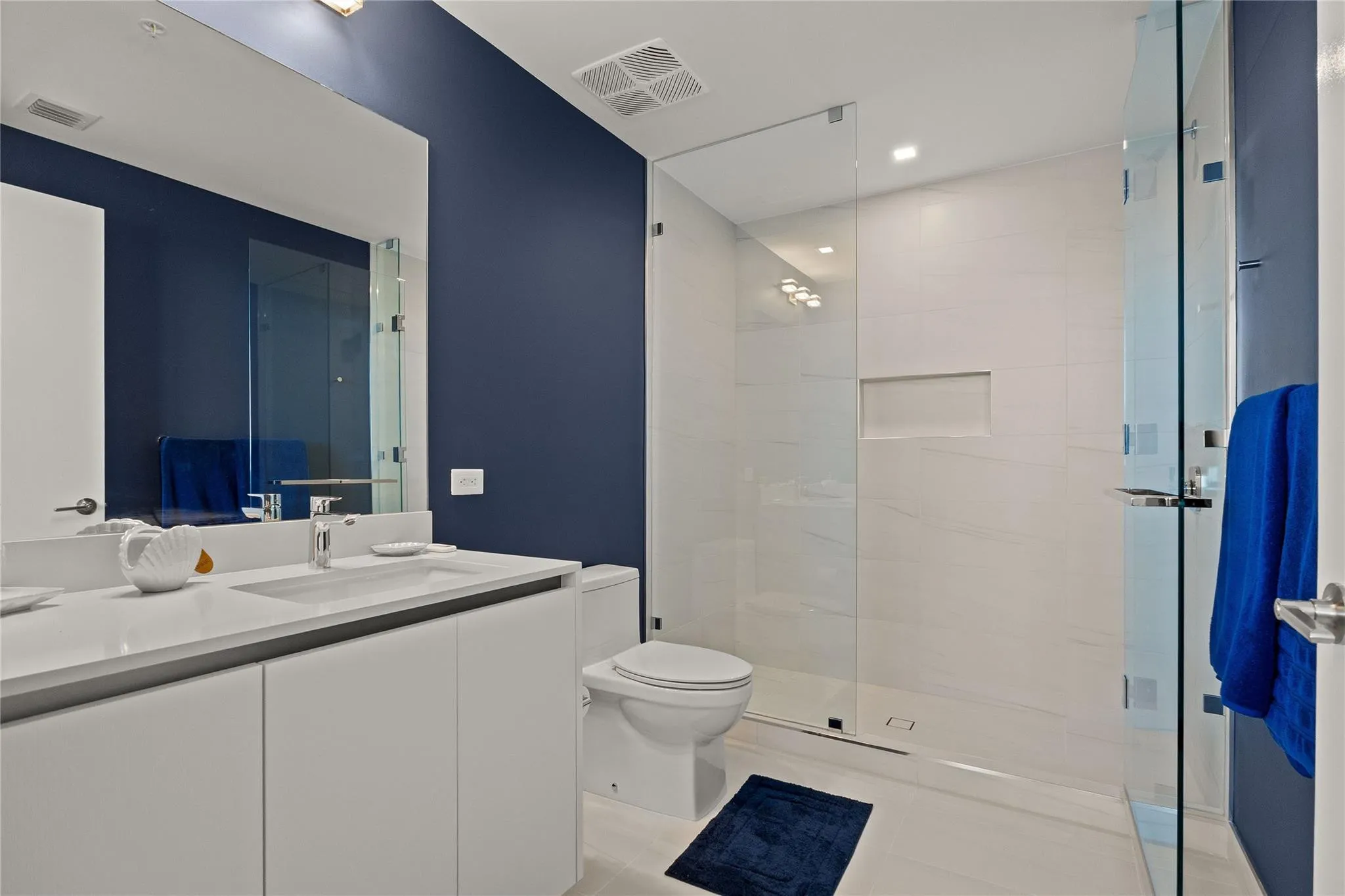 Ensuite bath