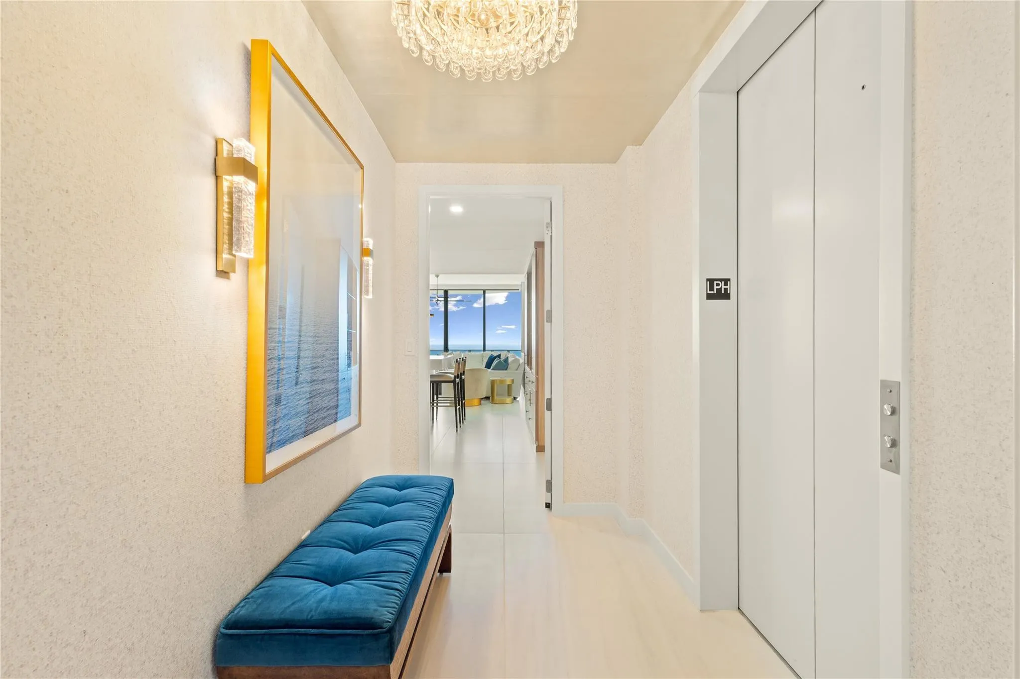 LPH Private Foyer Entrance