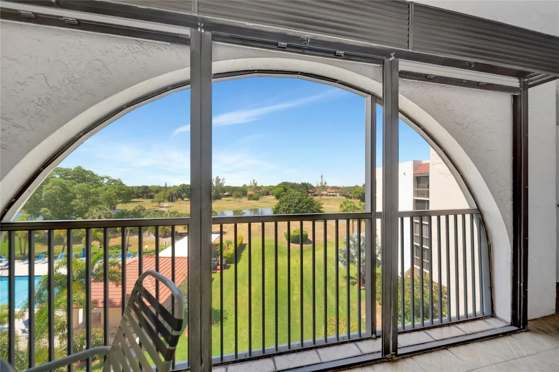 Gorgeous Screened Balcony​​‌​​​​‌​​‌‌​‌‌​​​‌‌​‌​‌​‌​​​‌​​ View