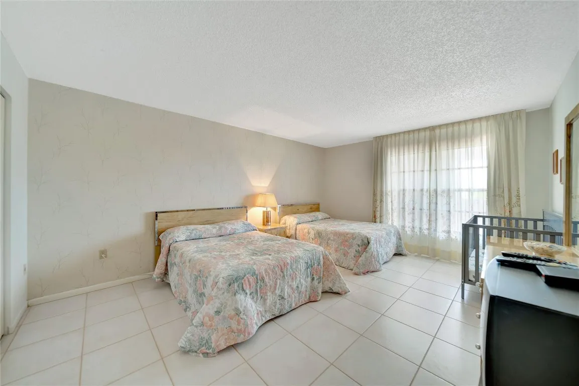 Huge Guest Bedroom