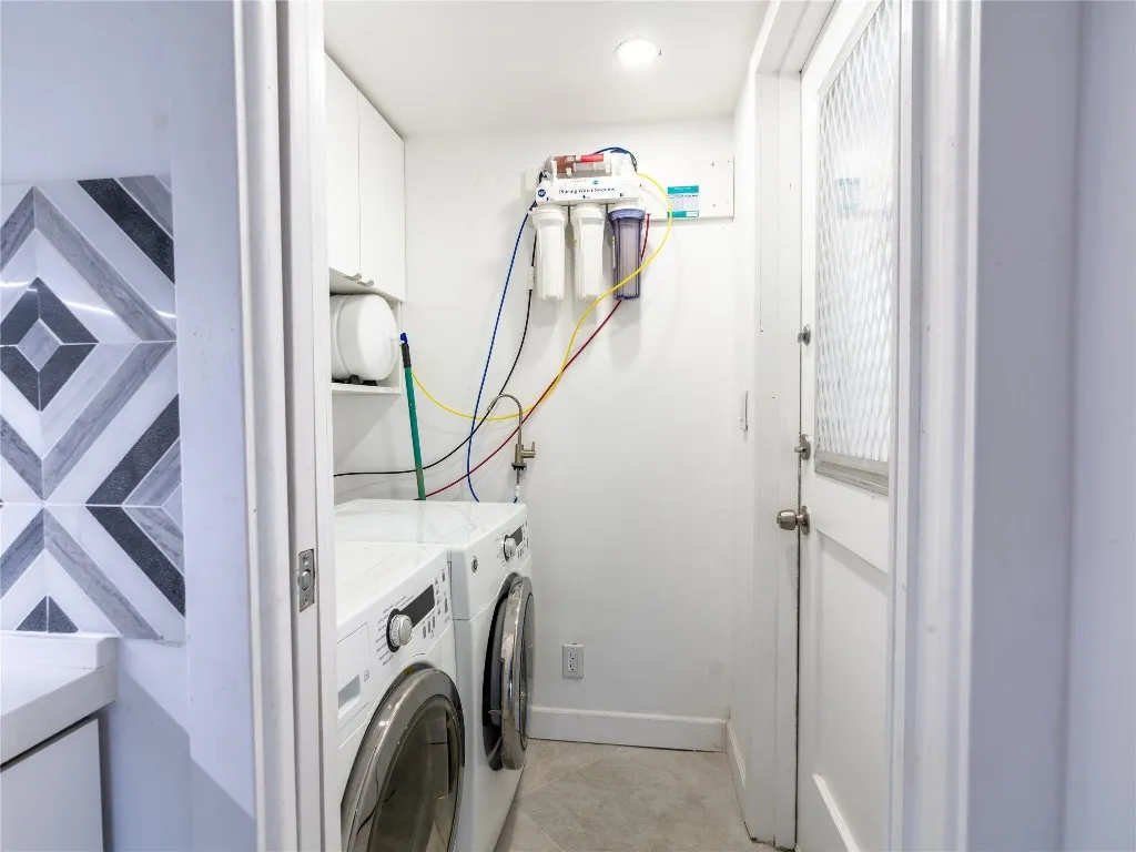 Washer & Dryer