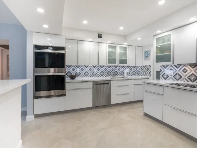 Double wall ovens