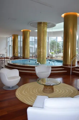 LOBBY FOUNTAIN