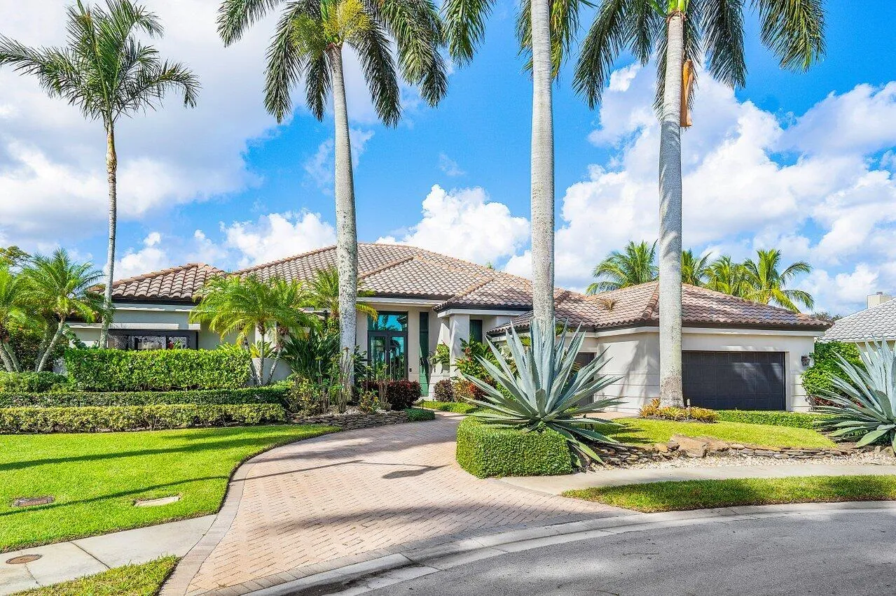 002-4848ChamalCircle-BocaRaton-FL-33487-