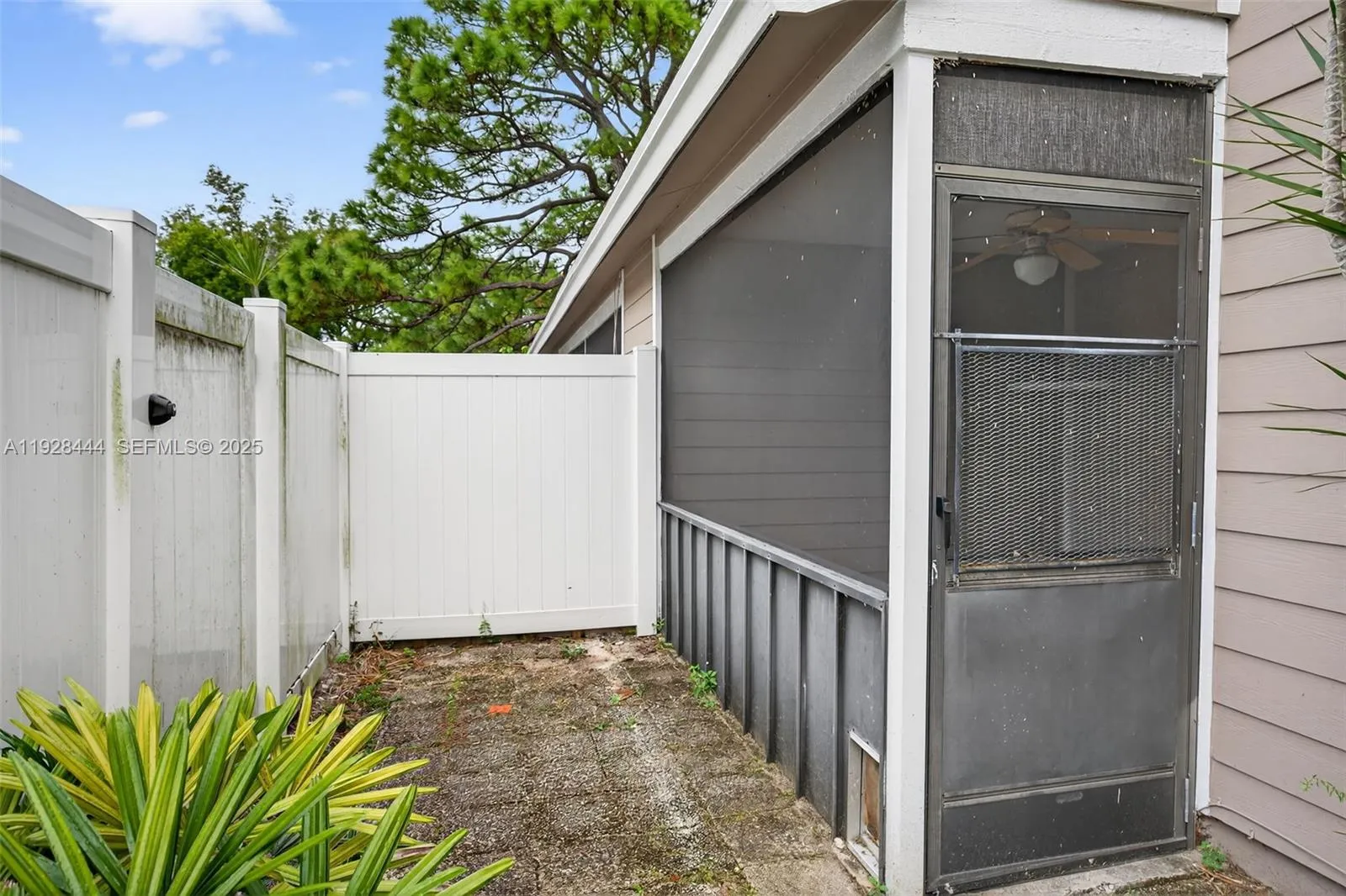 Property photo 118