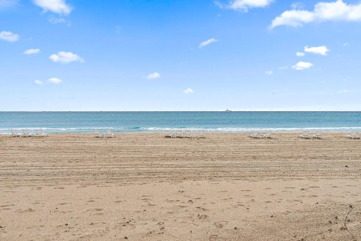 044-3100NOceanDr-1501-SingerIsland-SMALL