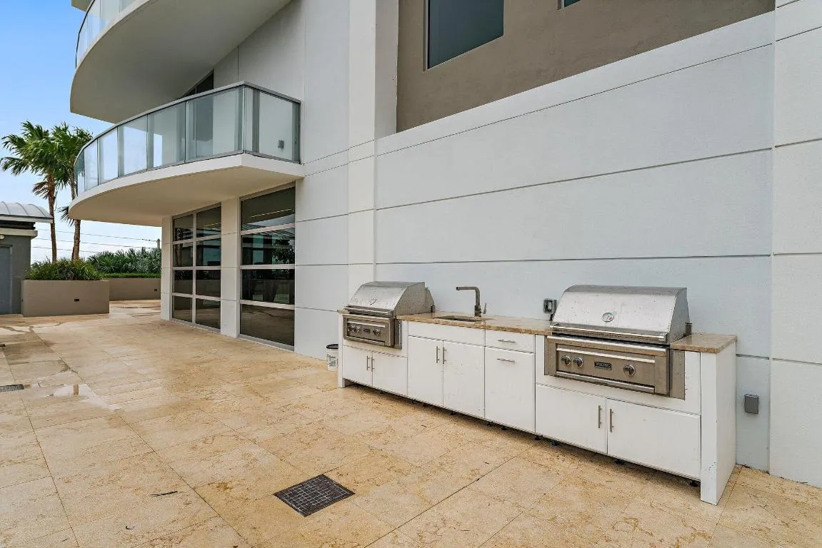 045-3100NOceanDr-1501-SingerIsland-SMALL