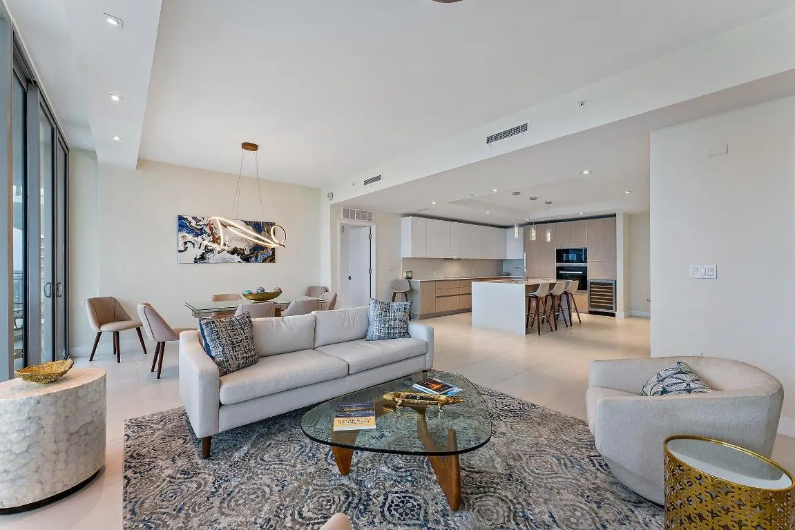 011-3100NOceanDr-1501-SingerIsland-SMALL