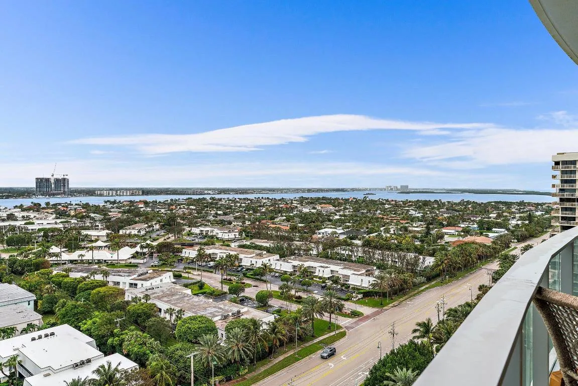032-3100NOceanDr-1501-SingerIsland-SMALL
