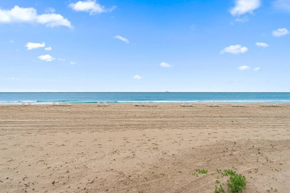 043-3100NOceanDr-1501-SingerIsland-SMALL