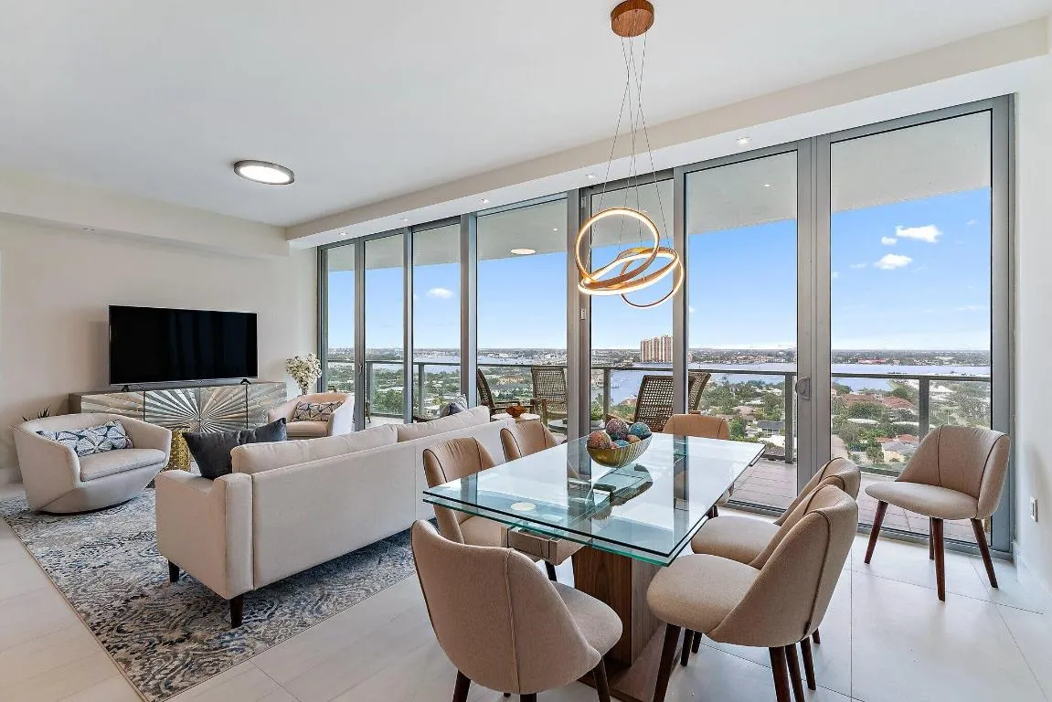 008-3100NOceanDr-1501-SingerIsland-SMALL