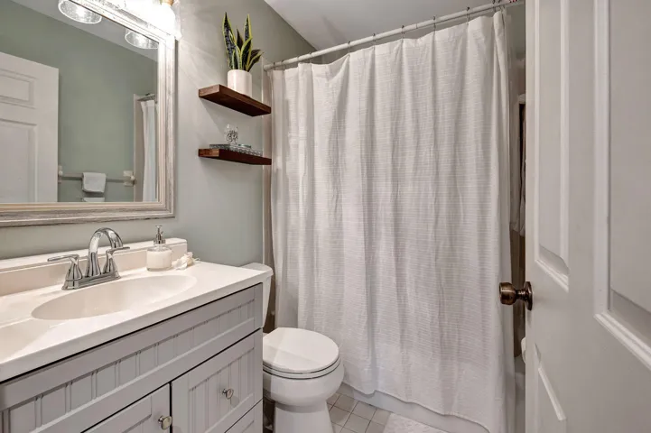 BAthroom 2
